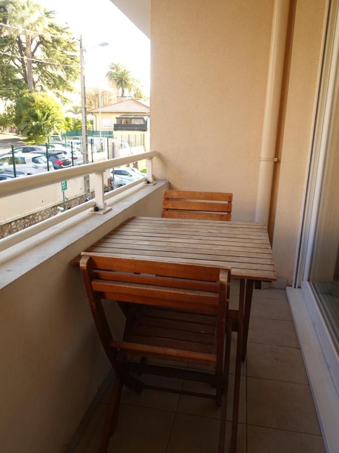 Lovely Appartement With Balcony 5Min Train Station Кан Екстериор снимка