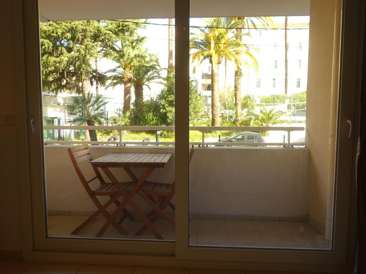 Lovely Appartement With Balcony 5Min Train Station Кан Екстериор снимка